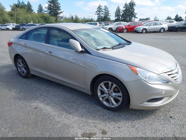 2011 HYUNDAI SONATA GLS