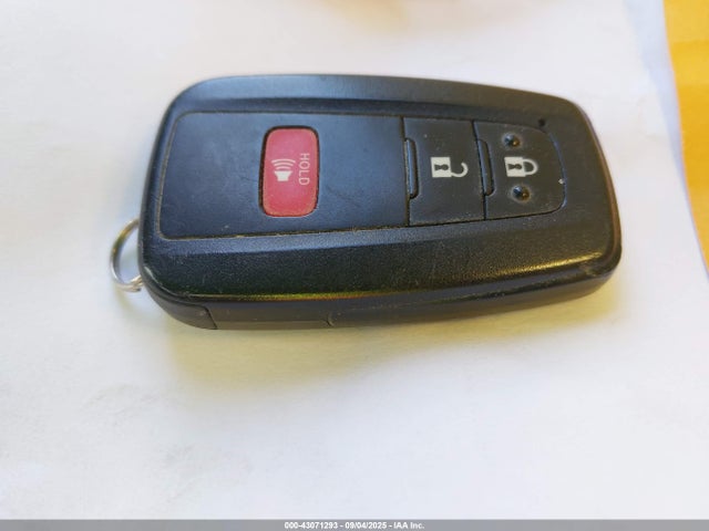 صورة مصغرة 11 لـ 2017 Toyota PRIUS TWO