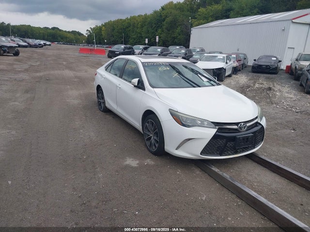 2016 TOYOTA CAMRY XSE V6