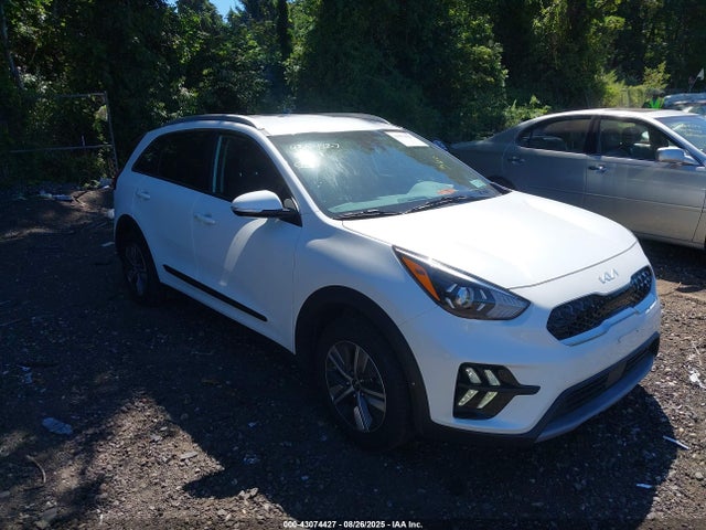 2022 KIA NIRO EX