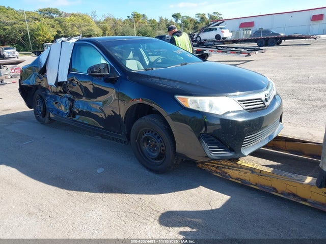 2014 TOYOTA CAMRY L