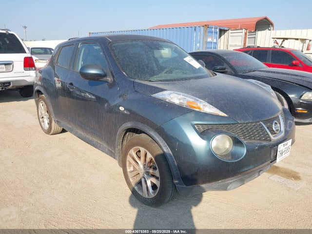 2013 NISSAN JUKE S