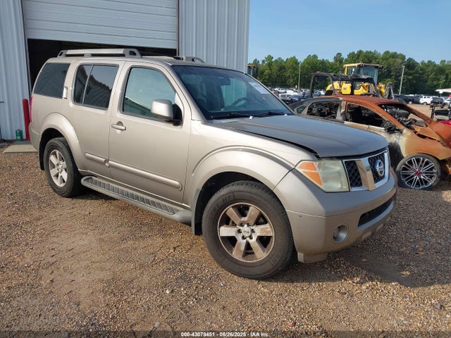 2008 NISSAN PATHFINDER SE