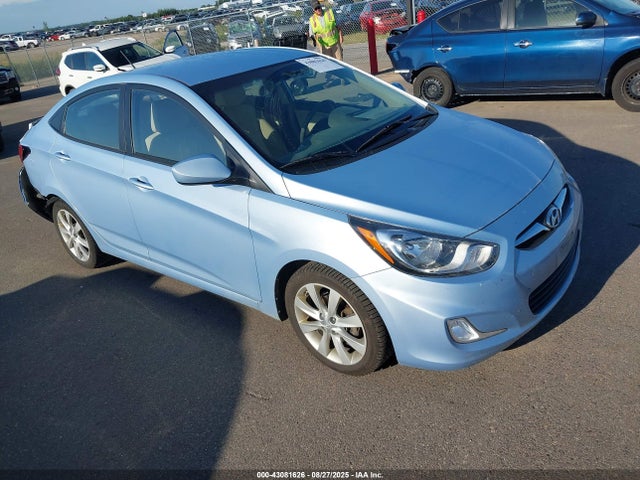 HYUNDAI ACCENT GLS - 1