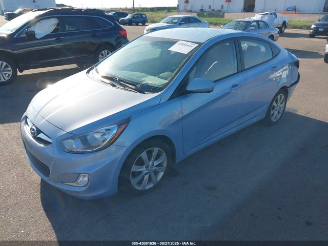 HYUNDAI ACCENT GLS - 2