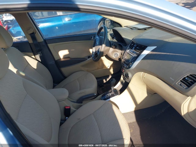 HYUNDAI ACCENT GLS - 5