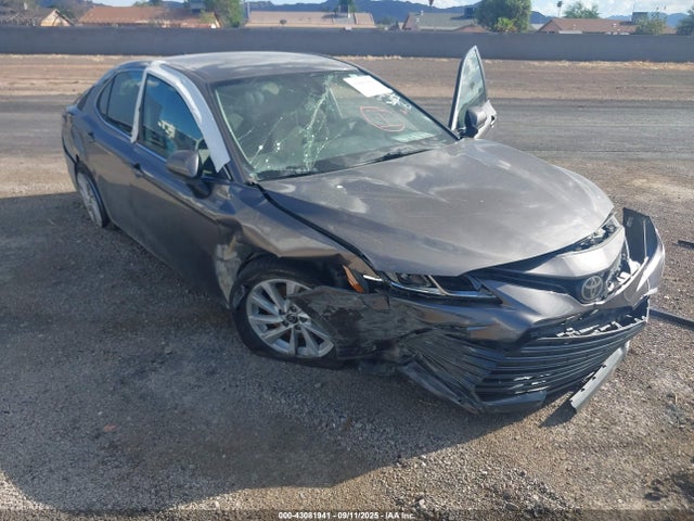 2022 TOYOTA CAMRY LE