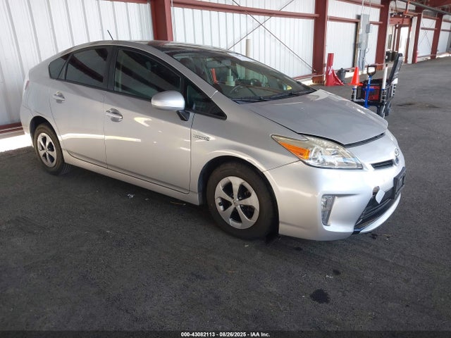 2015 TOYOTA PRIUS FOUR