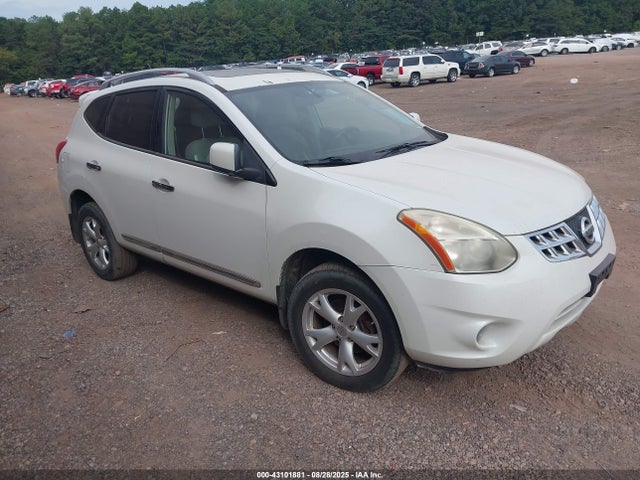 2011 NISSAN ROGUE SV