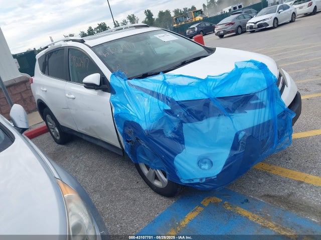 2014 TOYOTA RAV4 XLE