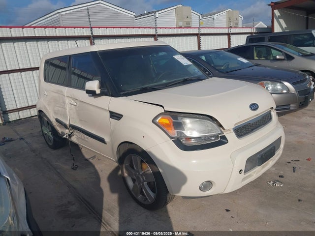 2011 KIA SOUL !