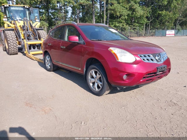 2011 NISSAN ROGUE SV