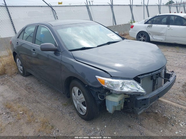 2010 TOYOTA CAMRY LE