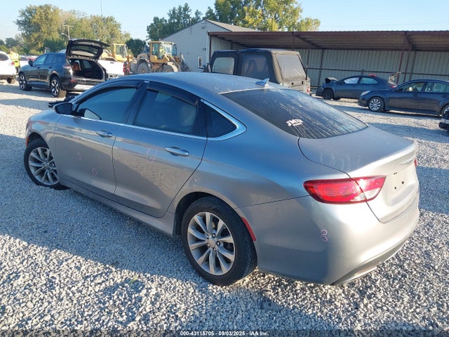 2015 Chrysler 200 C 照片 3