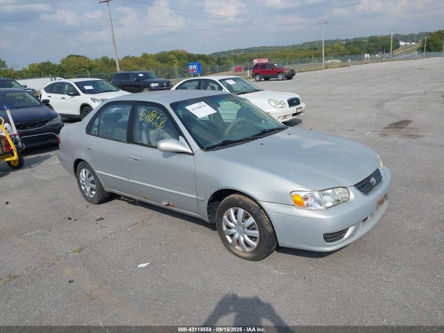 2001 TOYOTA COROLLA LE