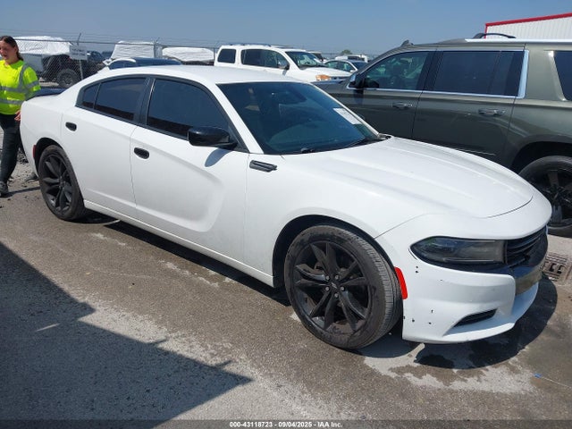 DODGE CHARGER SE RWD - 1