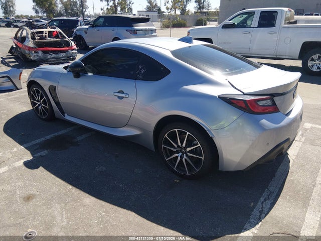 صورة 3 لـ 2024 Toyota GR86