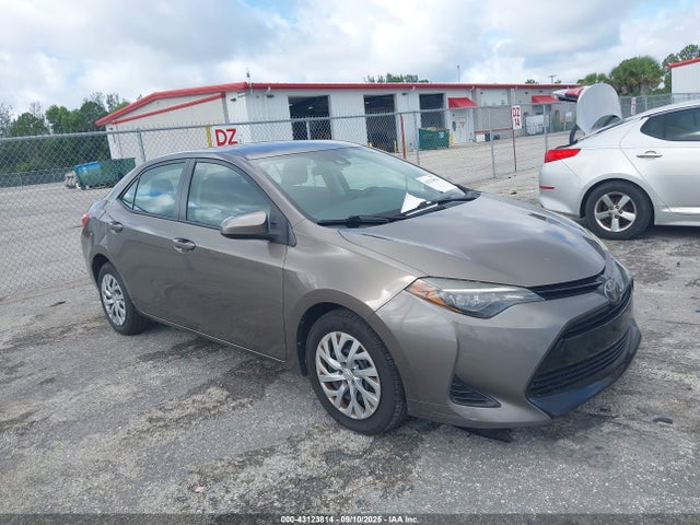 2017 TOYOTA COROLLA LE