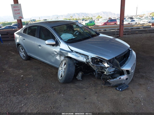 2013 VOLVO S60 T5/T5 PLATINUM/T5 PREMIER/T5 PREMIER PLUS