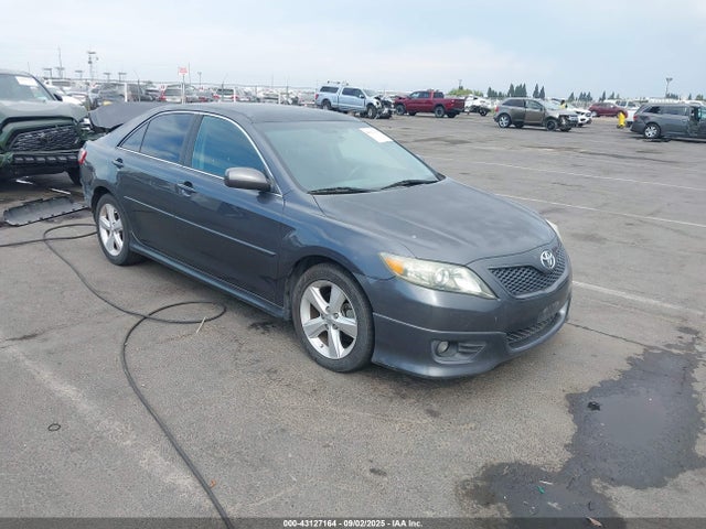 2010 TOYOTA CAMRY SE