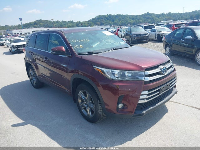 2017 TOYOTA HIGHLANDER LIMITED PLATINUM