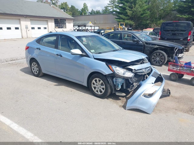 2012 HYUNDAI ACCENT GLS