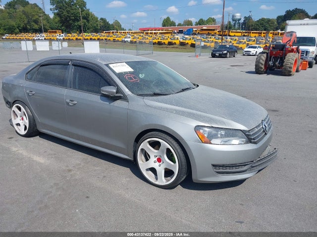 2013 VOLKSWAGEN PASSAT 2.5L WOLFSBURG EDITION