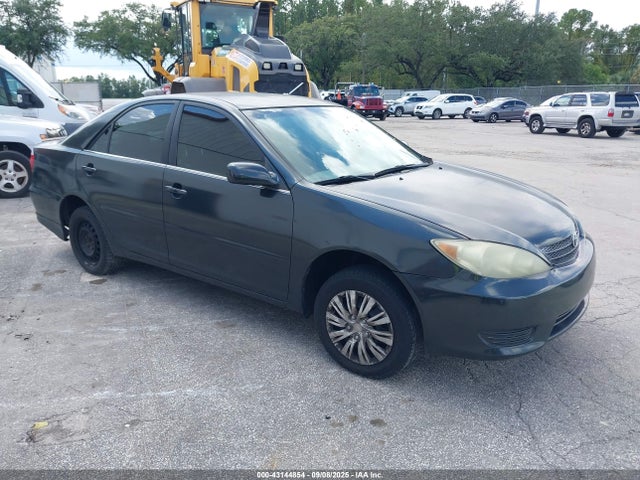 2005 TOYOTA CAMRY LE
