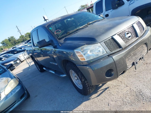 2005 NISSAN TITAN XE