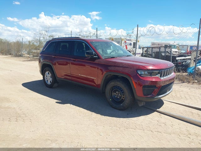 2023 JEEP GRAND CHER LAREDO 4X4