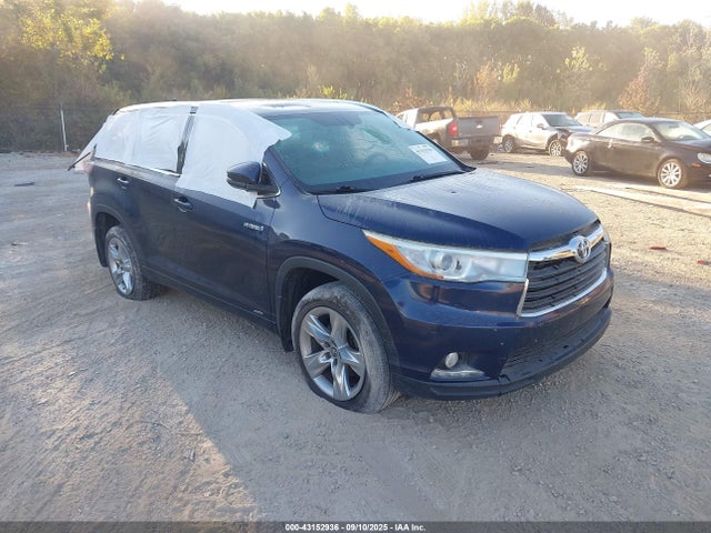 2016 TOYOTA HIGHLANDER LIMITED