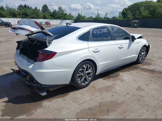 HYUNDAI SONATA SEL - 4