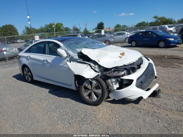 2011 HYUNDAI SONATA 