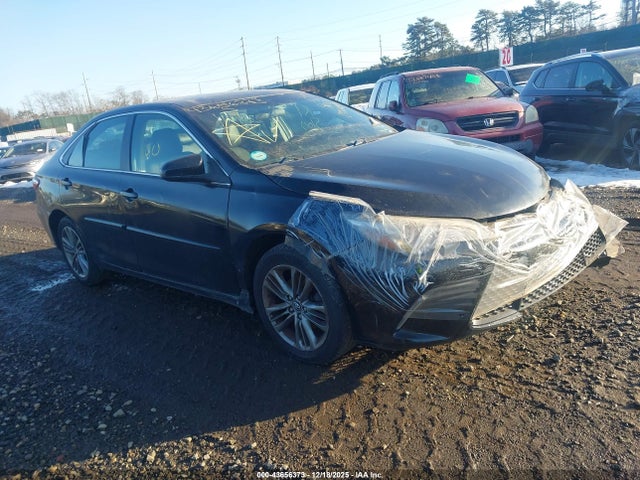 2017 TOYOTA CAMRY SE