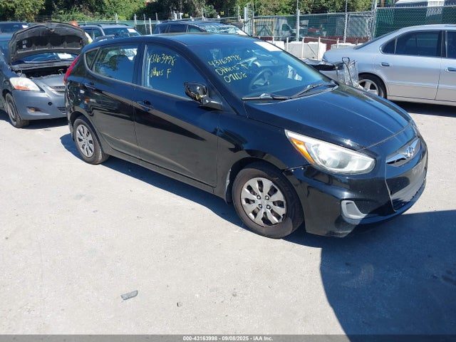 2016 HYUNDAI ACCENT SE