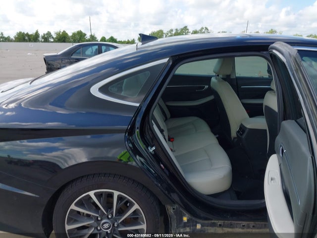 HYUNDAI SONATA LIMITED - 8