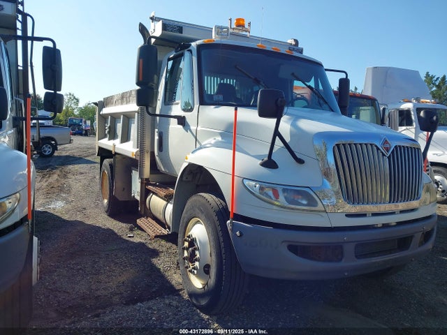 2015 INTERNATIONAL 4000 4400