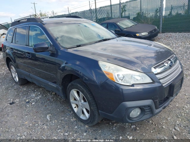 2013 SUBARU OUTBACK 2.5I PREMIUM