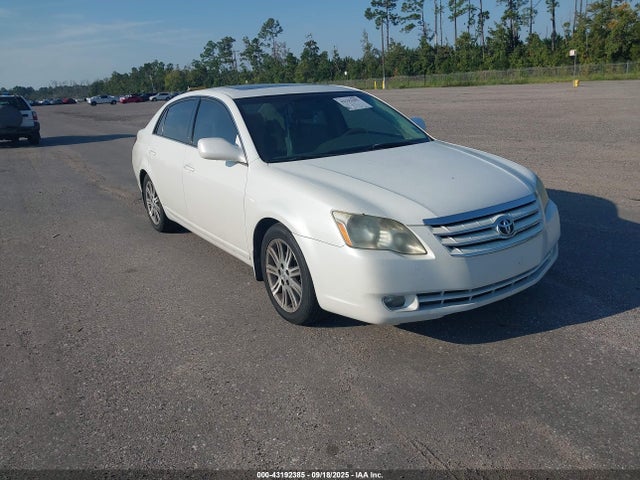 2005 TOYOTA AVALON LIMITED