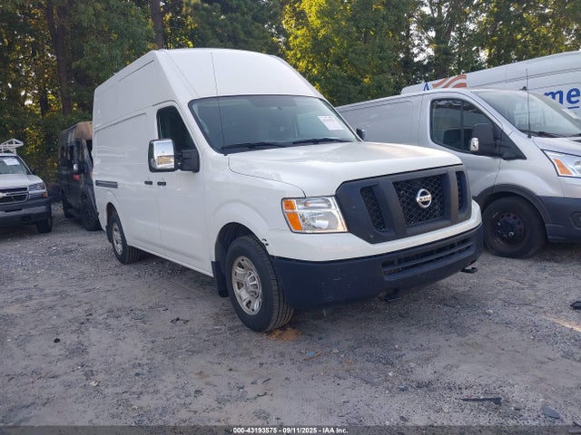 2018 NISSAN NV SV V8