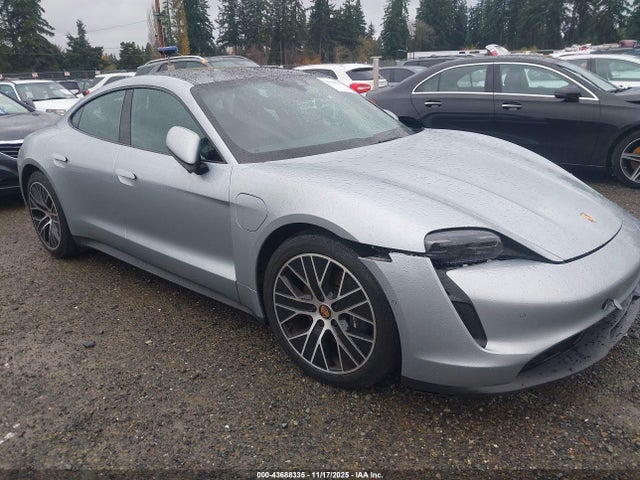 2024 PORSCHE TAYCAN 