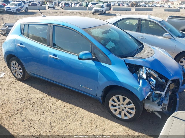 2014 NISSAN LEAF S