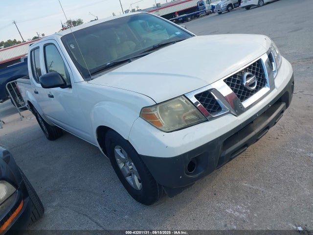 2012 NISSAN FRONTIER SV