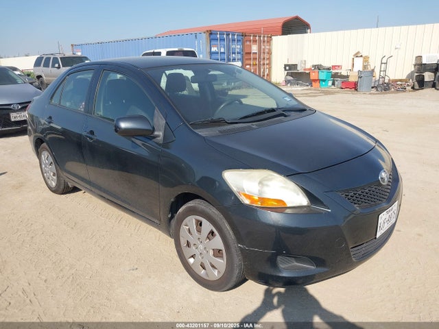 2011 TOYOTA YARIS 