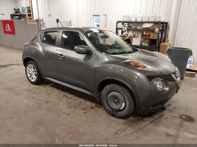 2015 NISSAN JUKE S