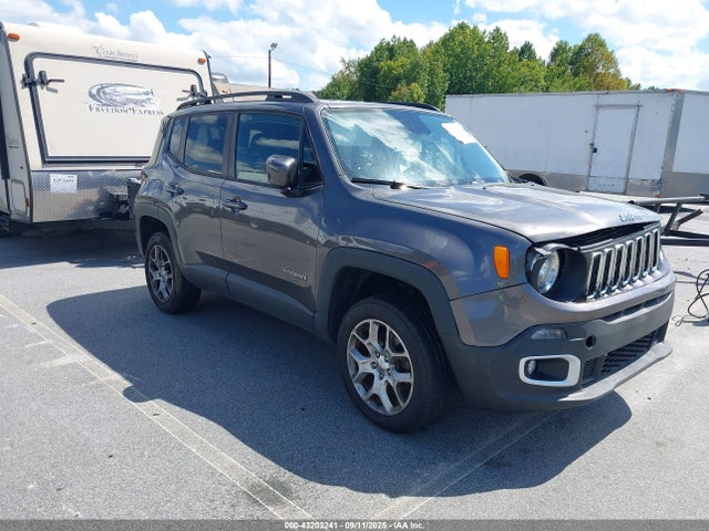 2017 JEEP RENEGADE LATITUDE 4X4