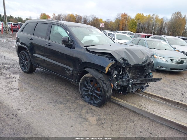 2022 JEEP GRAND CHER LAREDO X 4X4