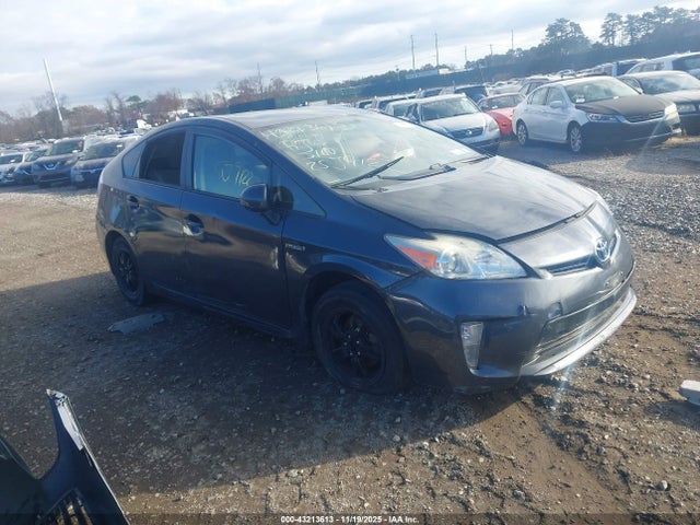 2015 TOYOTA PRIUS TWO