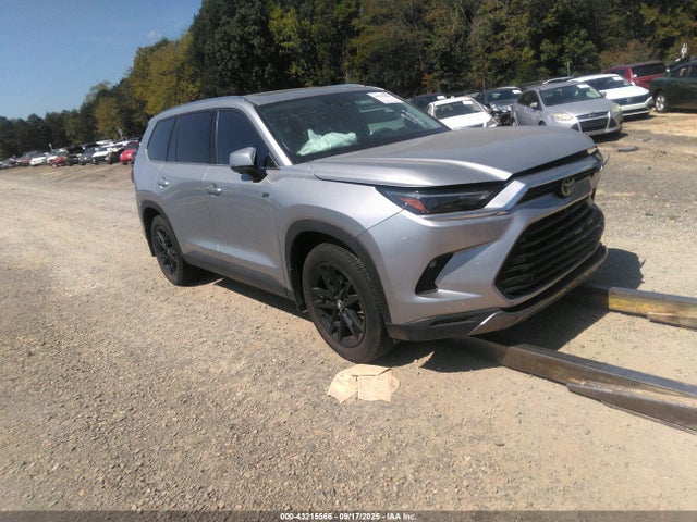 2024 TOYOTA GRAND HIGH LIMITED