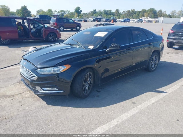 2017 FORD FUSION SE 照片 2